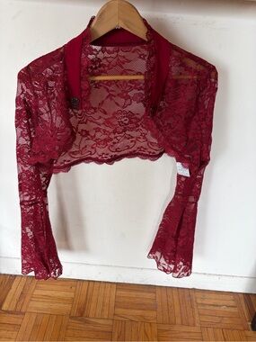 ROMWE Burgundy Lace Shrug